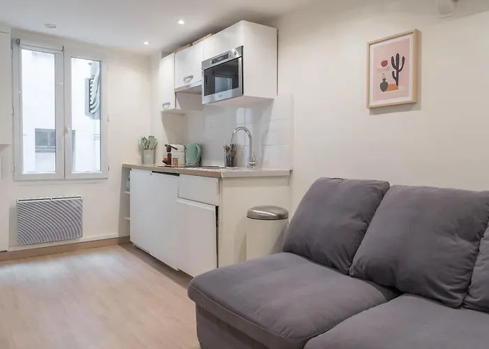 Lavie Maison Parisian Aircon Gem